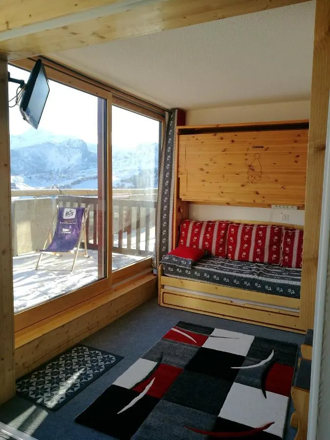 Appartement La Plagne Aime 2000: Ski-in/Ski-out with City Views Macot-la-Plagne