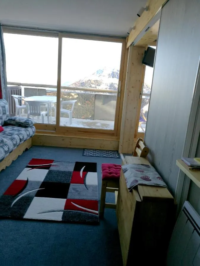 Apartment Appartement La Plagne Aime 2000: Ski-in/Ski-out with City Views Macot-la-Plagne